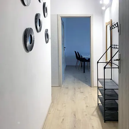 Classy - - Chylonska *