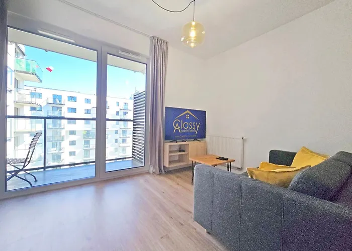 Classy - - Chylonska